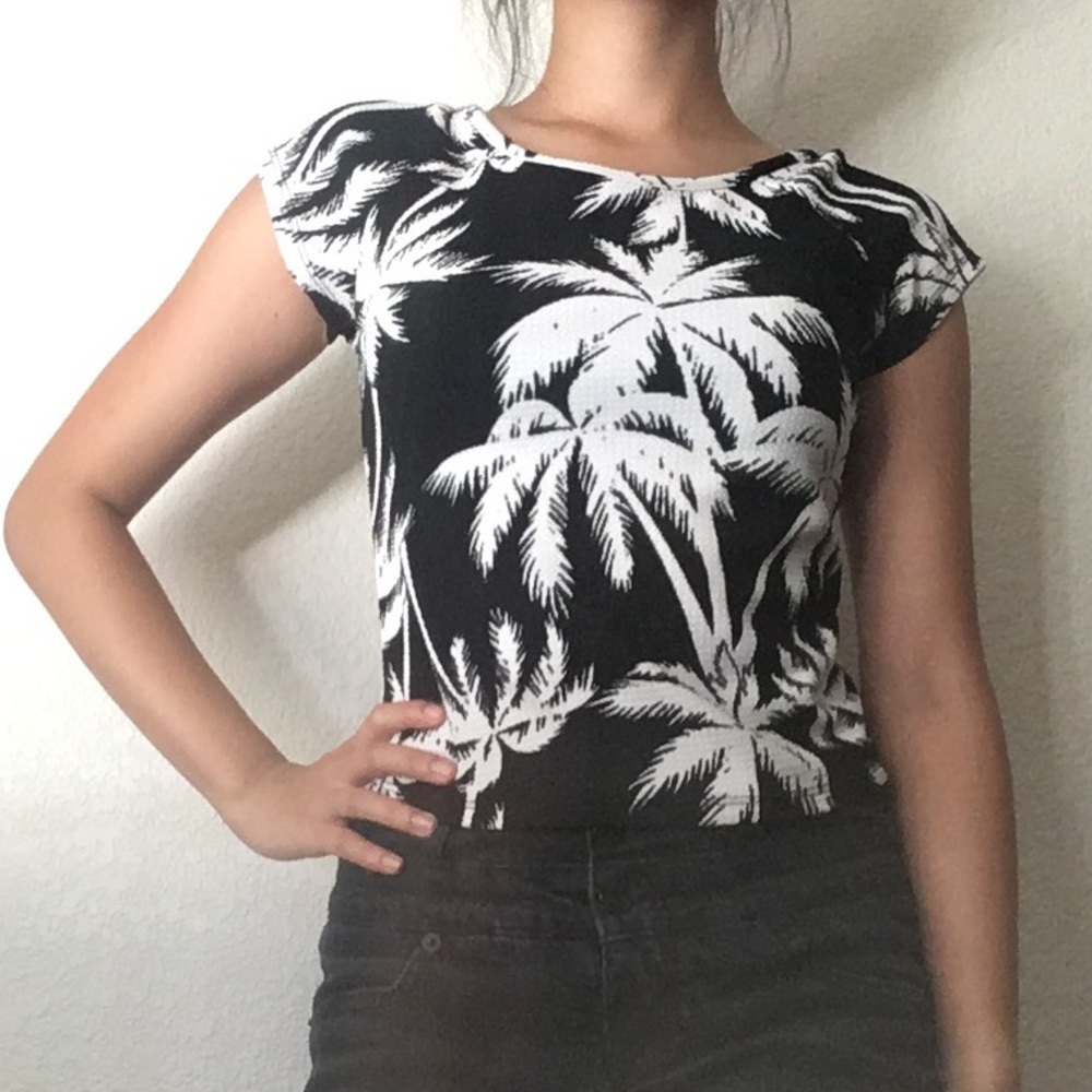 Black & White Palm Trees Scuba Crop Top